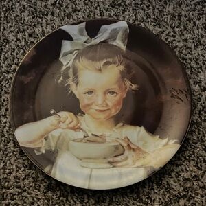 Decorative Vintage-Style Girl Illustration Wall Plate - Brown and Cream